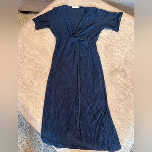 Navy Blue Wrapped Midi Dress 🌌